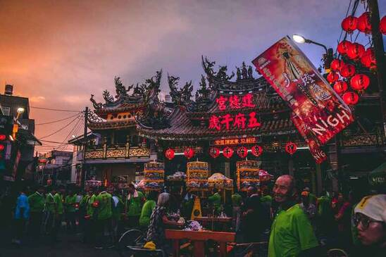 驻马店旅游团价格表多款线路任您选择，价格实惠，服务周到！