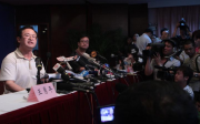 “百年光荣：中国共产党和中国人民”